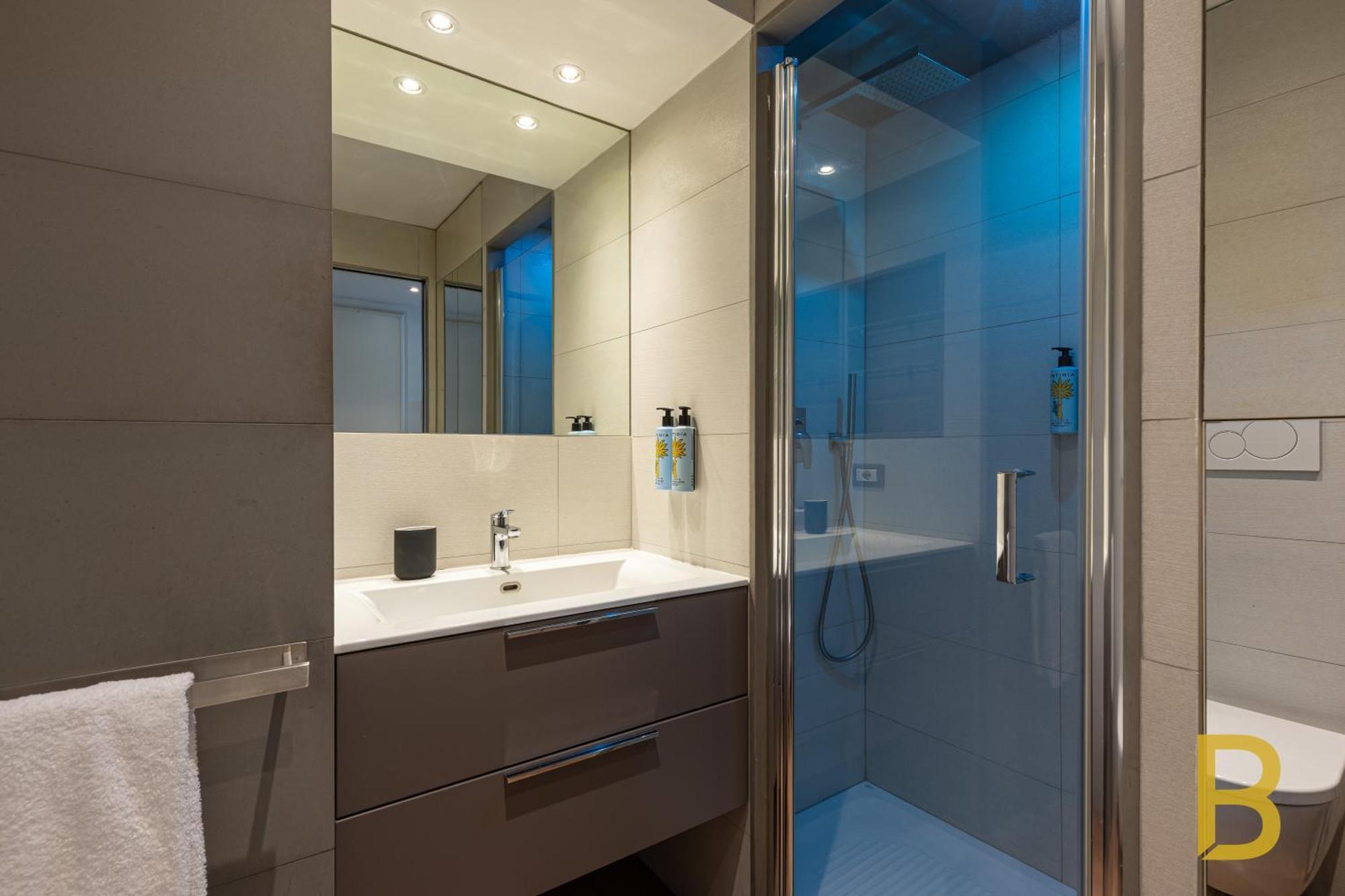 Beplace Garibaldi Suites Milan Luaran gambar